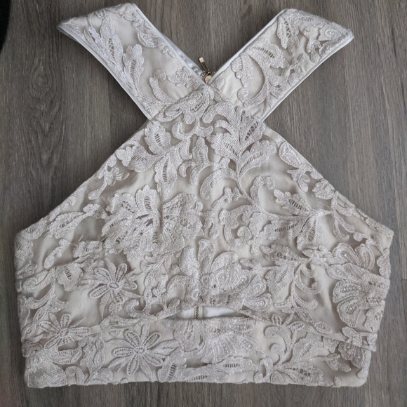 Marciano Cream Lace Crop Top & Skirt Set Size 4 - Picture 4 of 8